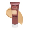 Feels Liquid Foundation
