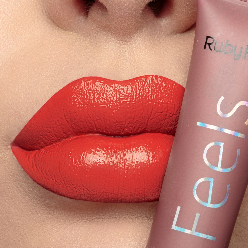 Feels Liquid Lipcream